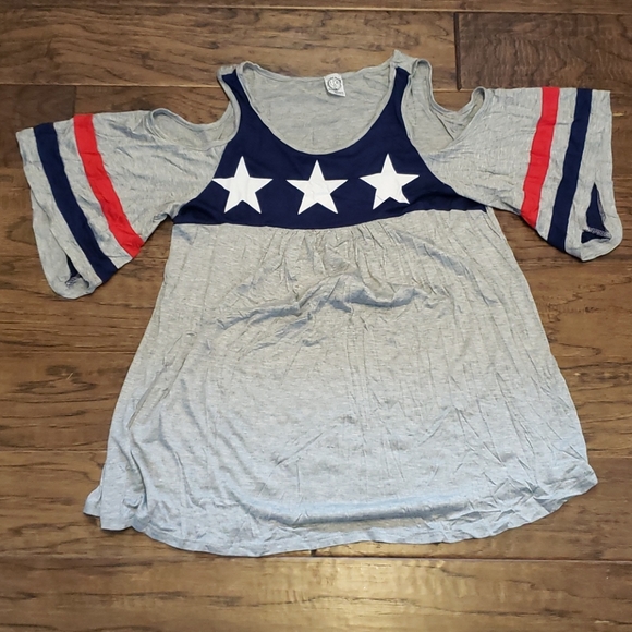 Stars and Stripes Babydoll T cold shoulder - Picture 1 of 6